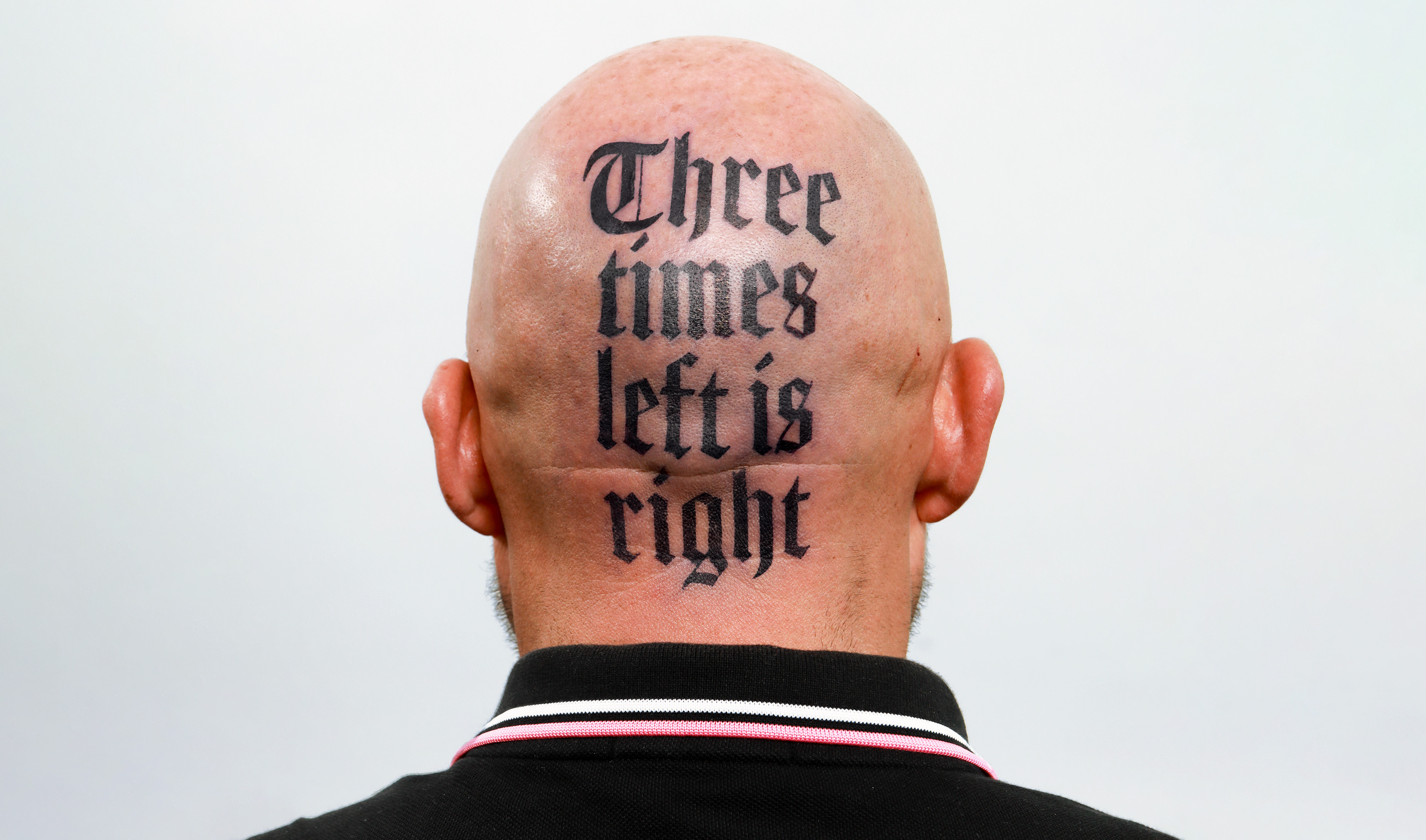 Voorstelling Three Times Left is Right